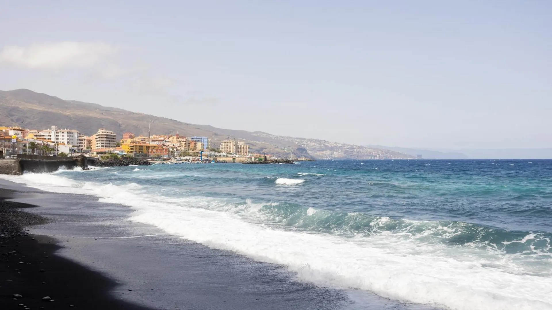 Live Basilica Candelaria Beach & Balcony Apartment