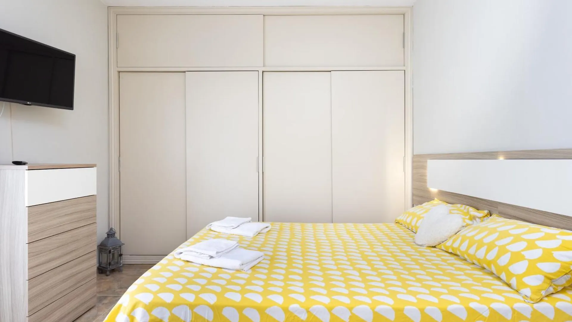 Live Basilica Candelaria Beach & Balcony Apartment